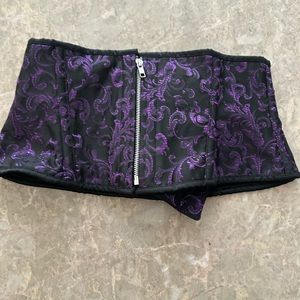 Brand new mini corset size 32